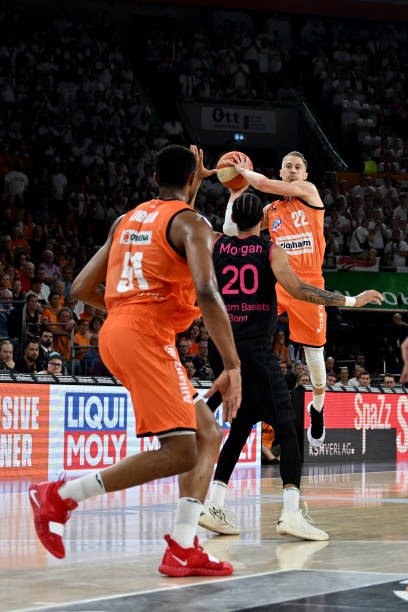 瓦希的首发 瓦希的首发